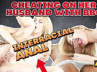 Die junge Karina Grand reitet auf ihrem Geliebten