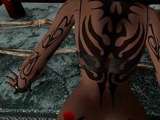 Sie spielt mit ihren tieftitten und steckt sich die Faust in die Fotze