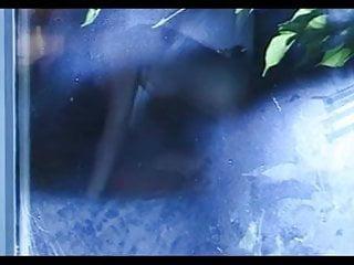 Dnner Teen Anne fickt den Mann ihrer Schwester