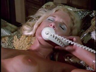 Die nackte Krankenschwester Candy B verführt ihren Kollegen