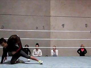 Lana und Marie im geilen leggings