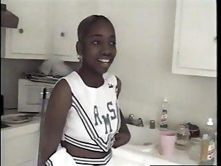 Ich habe eine magd in den Arsch gefickt