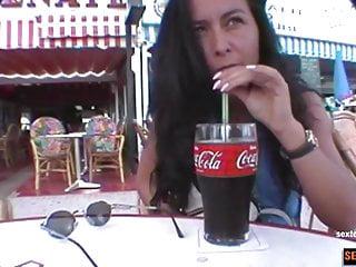 Eingeltes Babe wird in den Arsch gefickt