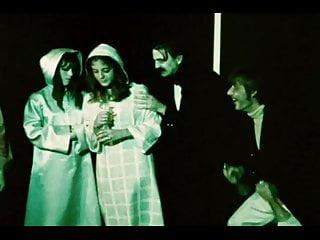 The mad of the hot Pants