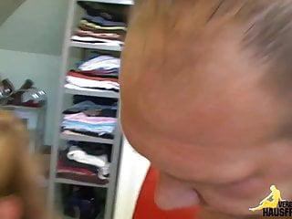 Deutsche Krankenschwester wird von einem grossen Schwanz verfhrt