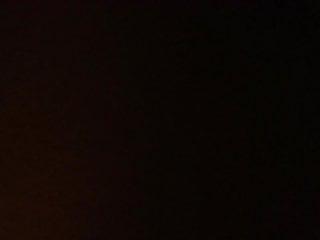 Dreckige Hure steht im mittelpunkt einer wilden Orgie