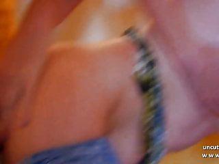 Blonde Amateurin aus Frankreich anal im Hotelzimmer gefickt