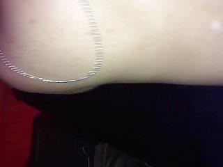 Sie macht es sich in den Mund