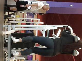 Geile Latina in den Arsch gefickt