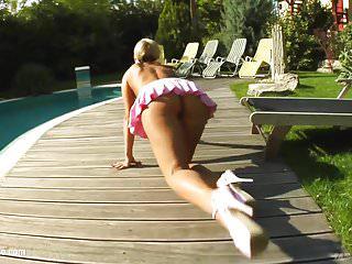 Candy rought Teen fetisch mit Sperma von tamed