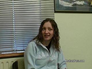 Hinter den Kulissen - englische Teens beim Pornocasting