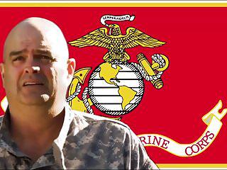 Geile Milf wird von hinten gefickt