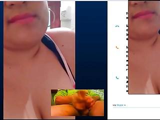 Erotische Milf bereitet sich zum ficken vor