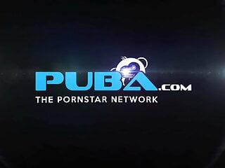 Blondine Elsa Jean in der hündchenstellung gefickt