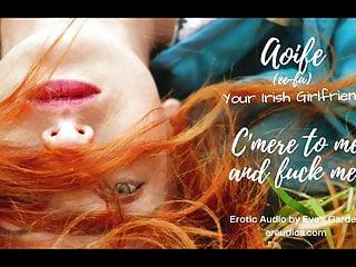 Ich ficke meine Freundin und filme sie dabei