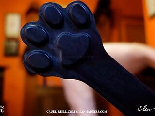 Geile Domina wird von ihrem Sklaven entjungfert