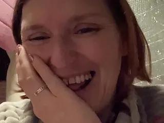 Die besten Amateur pov Aufnahmen mit der haarigen Rachel Raxx