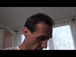 Der camplaya macht es mit ihrem Verkäufer