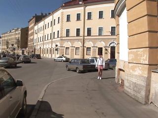 Die scharfe Blondine Rin elizaveta k nimmt sich den Freund ihres Freundes in den Mund